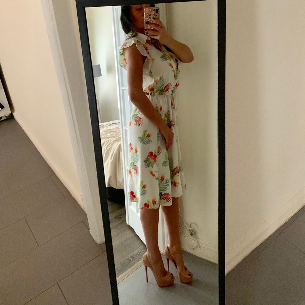 TOMMY BAHAMA SUMMER DRESS